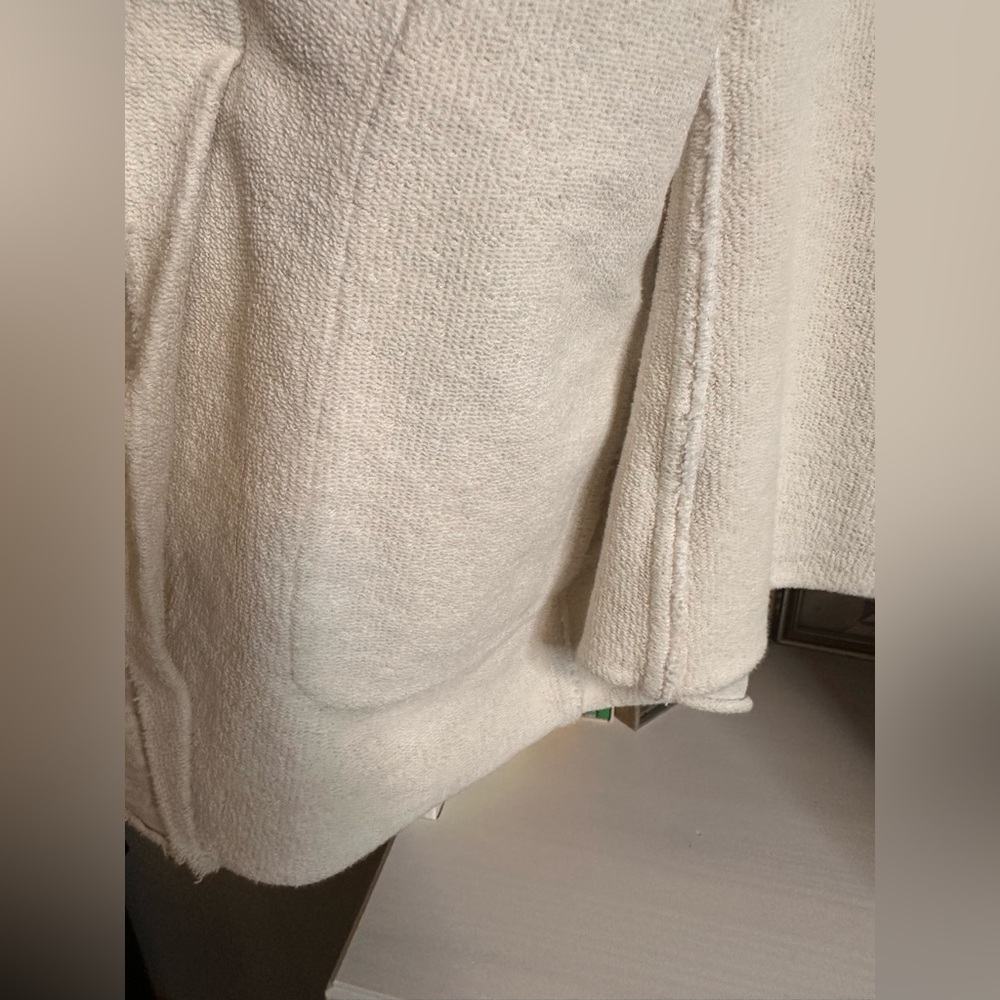 Frank & Eileen Belfast Sweatshirt Peacoat. Size M - Picture 10 of 12